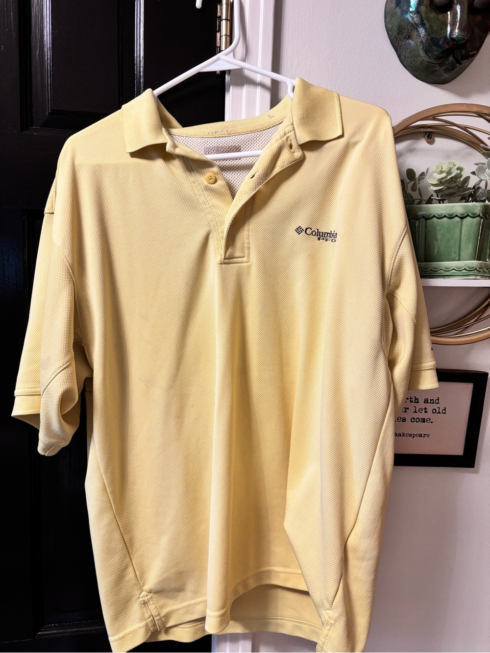 Columbia Men's Pale Yellow Short-Sleeve Performance Polo